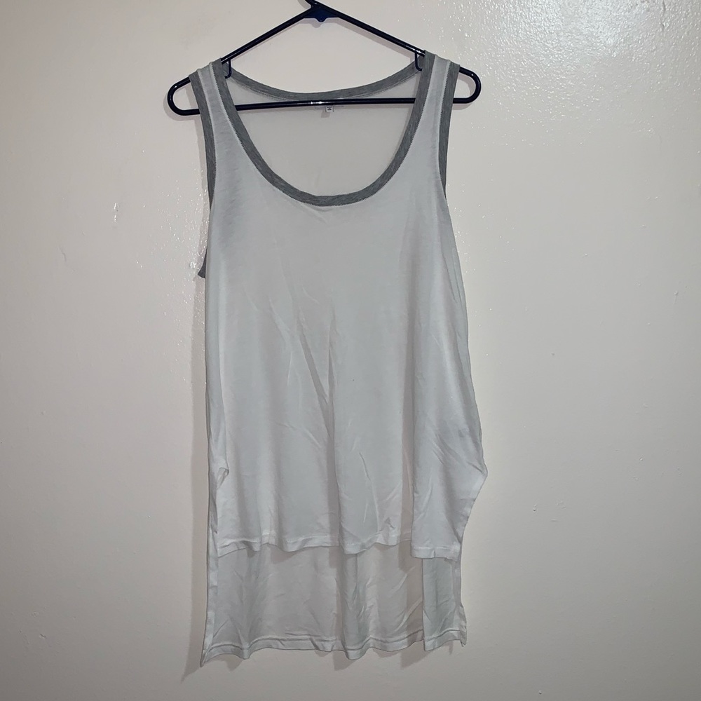 ✨Hi-Low Workout Tank✨
